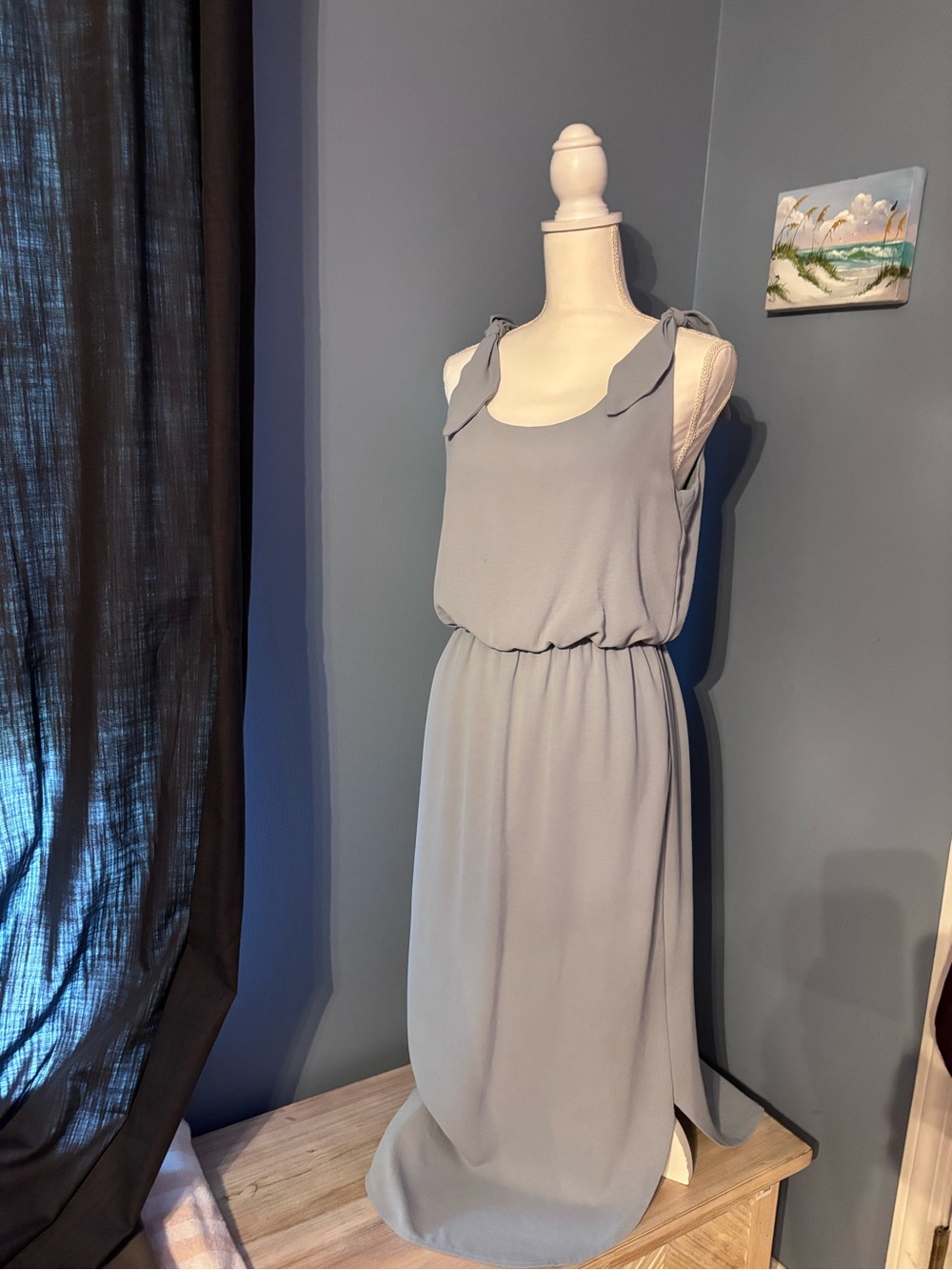 Women's Sleeveless She & Sky Tie-Shoulder Midi Dress in Light blue/grey
